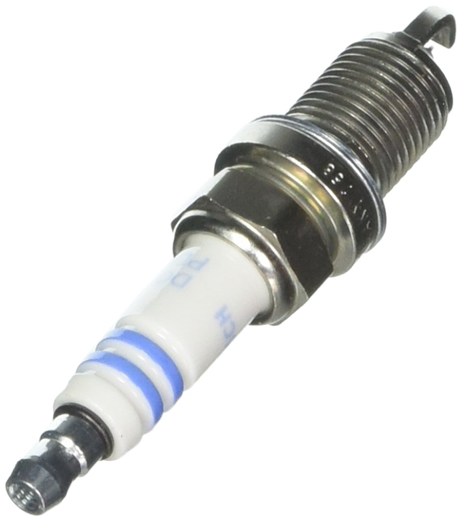 Bosch 8112 Double Platinum Spark Plug, Up to 3X Longer Life (Pack of 4)