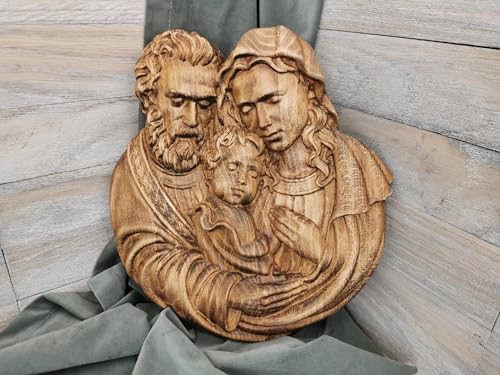 Peinture en bois sainte famille, le cadeau de mariée chrétien idéal
