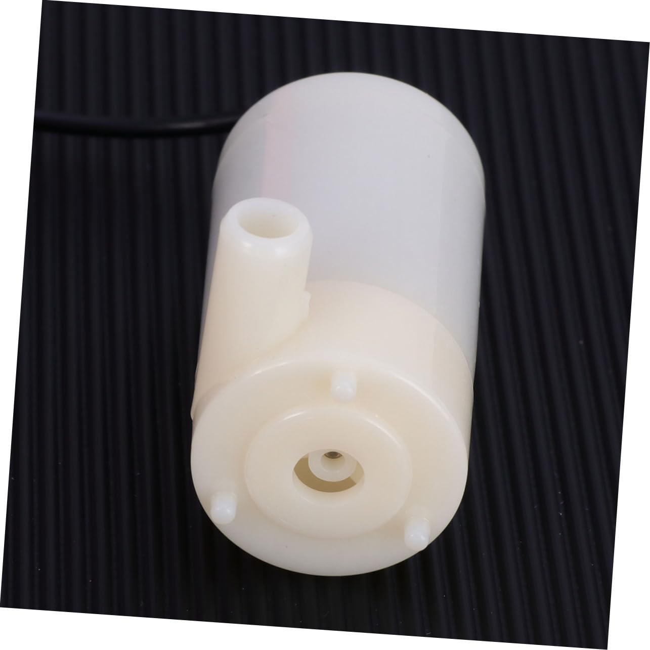 Happyyami Small Aquarium Pump Submersible Water Pump Cable Perfect for Fish Tanks Fountains and Hydroponics