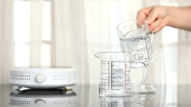 Vaso medidor de vidrio con mango y tapa, 400 ml miniatura 7