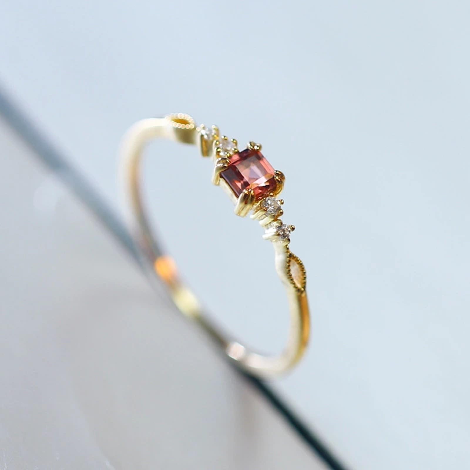 Anillo de compromiso de oro amarillo 9 K/14 K/18 K con rectángulo rojo Lab Rubí fino