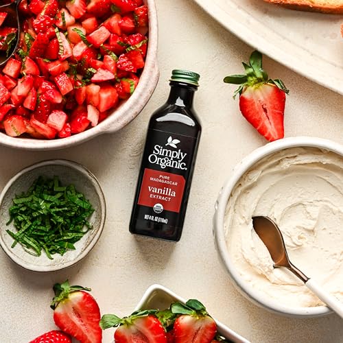 Image of Simply Organic Pure Madagascar Vanilla Extract, 4-Ounce Glass Jar, Certified Organic, Sugar-Free Flavor For Smoothies (Pack of 2)