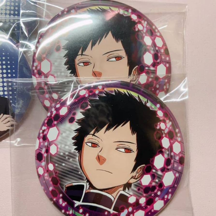 Amazon | ワールドトリガー 風間蒼也 スーツ 原作缶バッジ 缶