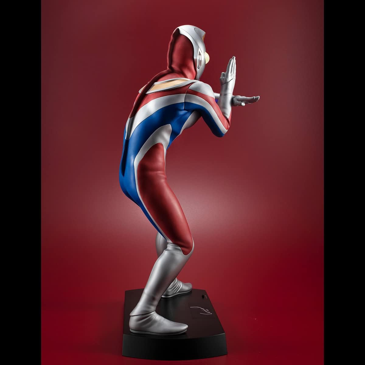 Megahouse - Ultraman - Ultraman Dyna (Flash Type), Ultimate Article Collectible Statue