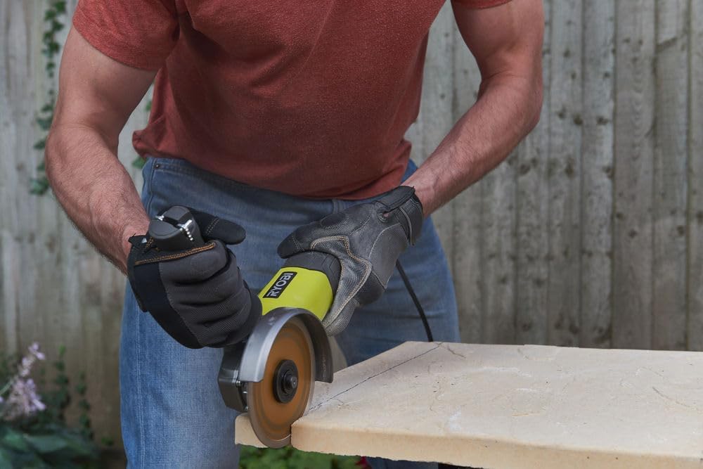 Ryobi RAG600-115G, Smerigliatrice Angolare 600W, Diametro 115 mm, 2 Posizioni di Impugnatura, 13.000 giri/min, Blocco dell'Albero, Sistema di Protezione LLO