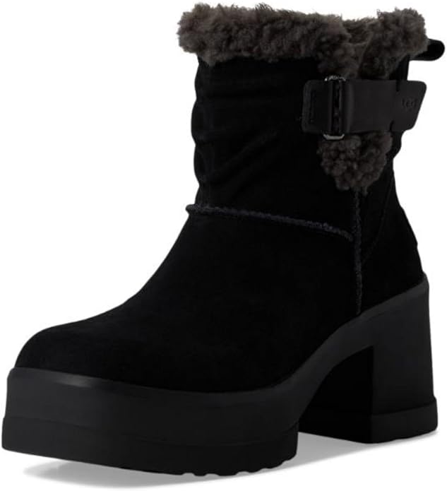 UGG Women's Moxy Pull on Fashion Boot