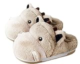 Le tissu est en peluche, très doux, respirant, confortable et chaud. Parfait pour le temps froid pantoufles d'hiver parfaites