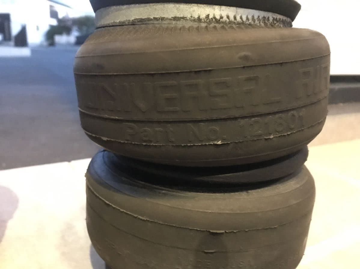 Amazon.co.jp: ユニバーサルエア エアサス エアバッグ 121801 : おもちゃ