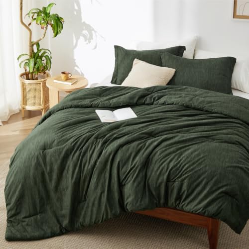 Image of Bedsure Green Comforter Set Queen - Soft Bedding for All Seasons, Cationic Dyed Bed Set, 3 Pieces, 1 Queen Size Comforter (90 inchx90 inch) and 2 Pillow Shams (20 inchx26 inch+2 inch)