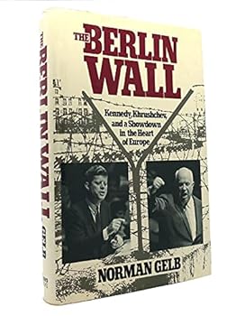 Hardcover The Berlin Wall Book