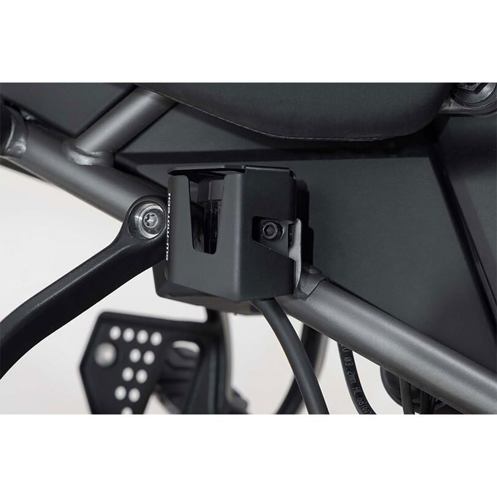 SW-Motech Protezione serbatoio liquido freni - Nero. Harley-Davidson Pan America (21-).