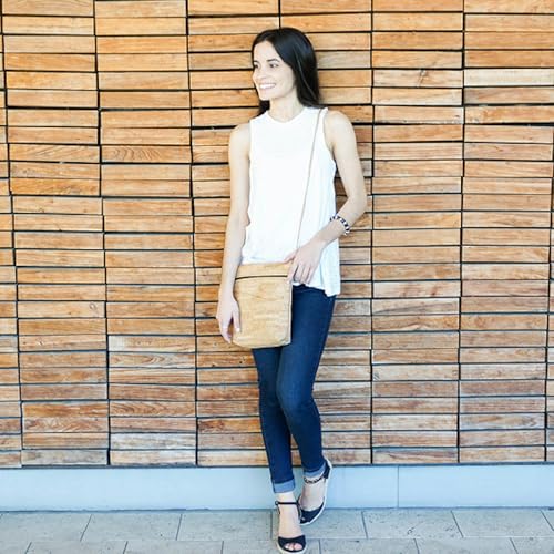 Criss Cross Pocket Cork Cross Body Bag with Natural Zipper3