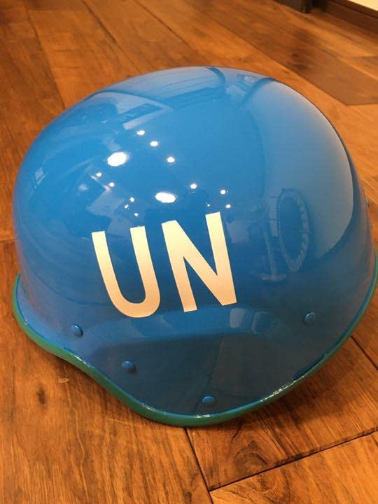 Amazon.co.jp: UN-99 スチールヘルメット 観賞用 : 産業・研究開発用品