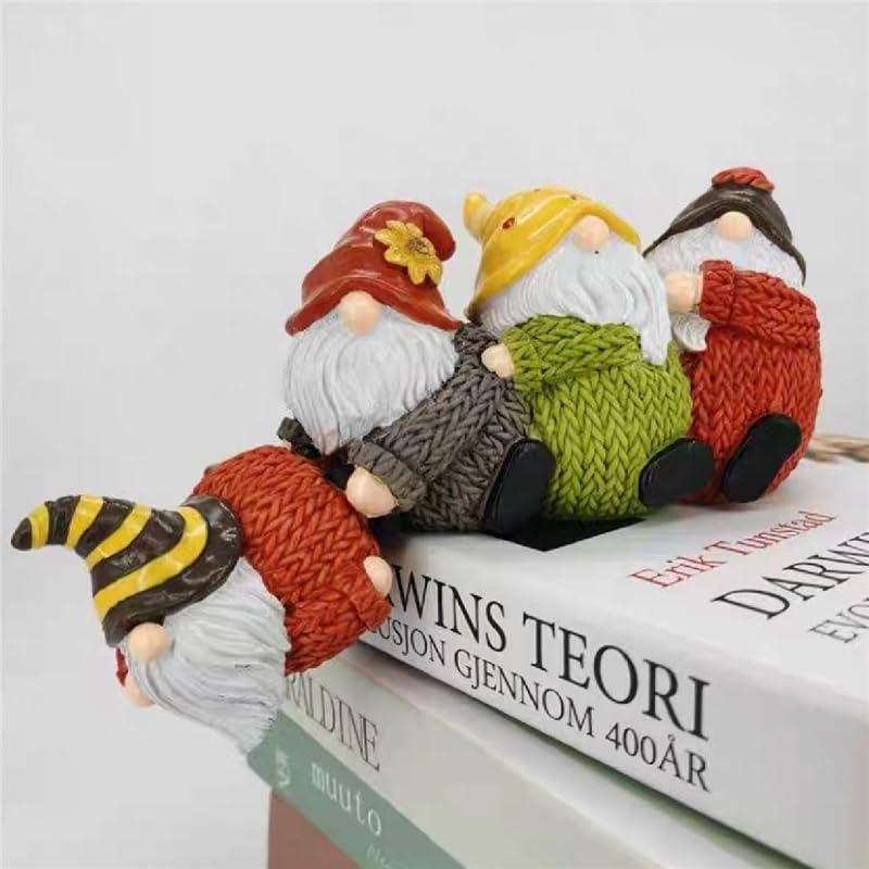 Décoration de jardin imperméable : offrez ce nain de Père Noël miniature