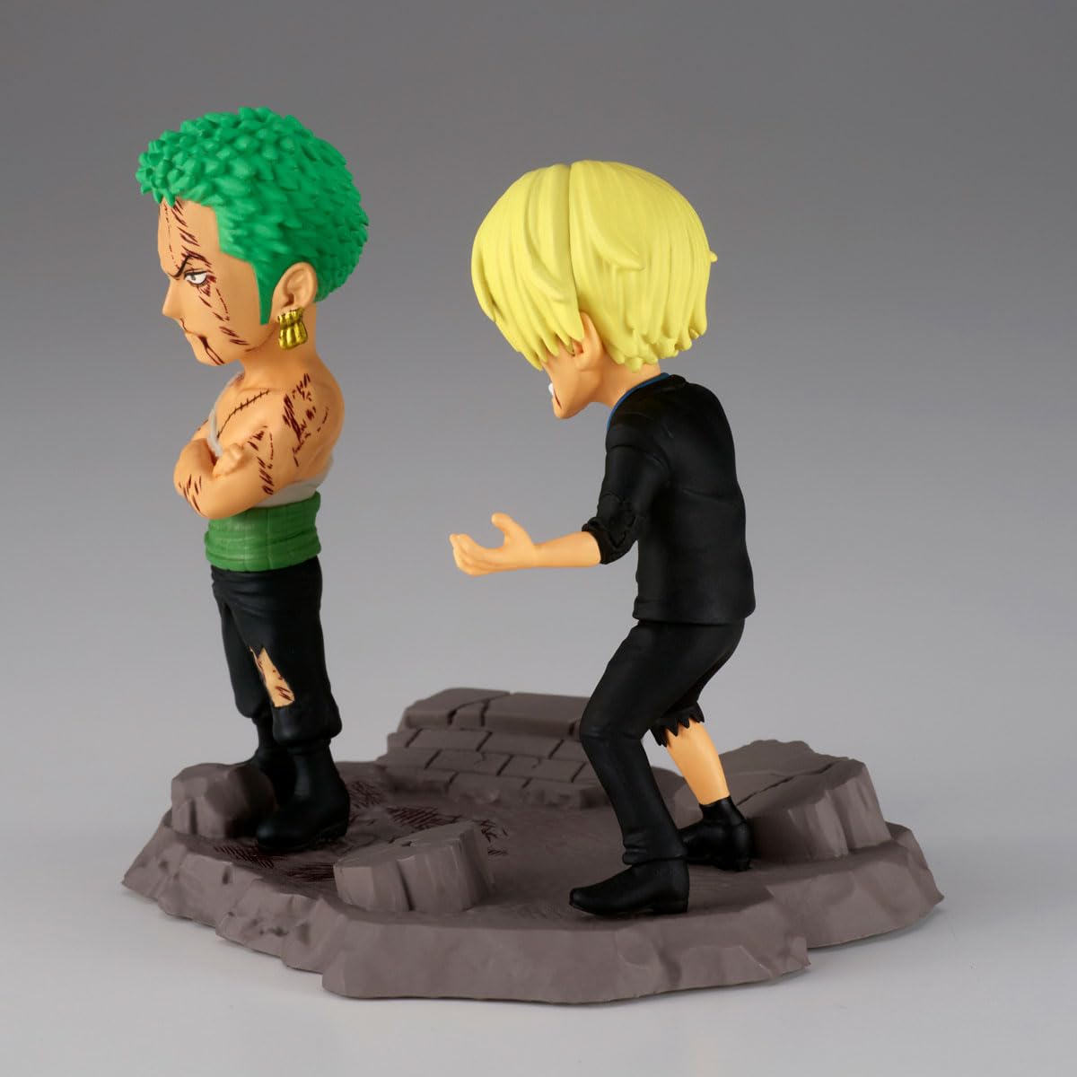 ワンピース ワーコレフィギュア ログストーリーズ-ロロノア・ゾロ＆サンジ　56箱 Amazon.co.jp: バンプレスト - ワンピース - ログストーリー