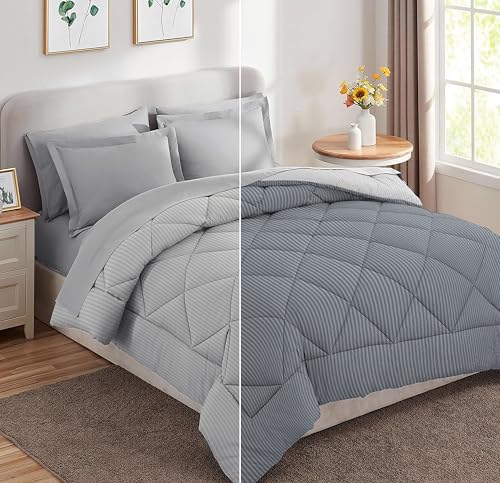 Image of Amazon Brand - Umi AC Comforter Double Bed | AC Blanket Double Bed | 220 GSM Ultra Super Soft Microfiber Reversible Lightweight All-Weather Bed Comforter /Duvet /Quilt (90 inchX86 inch Inche, Grey & Silver)
