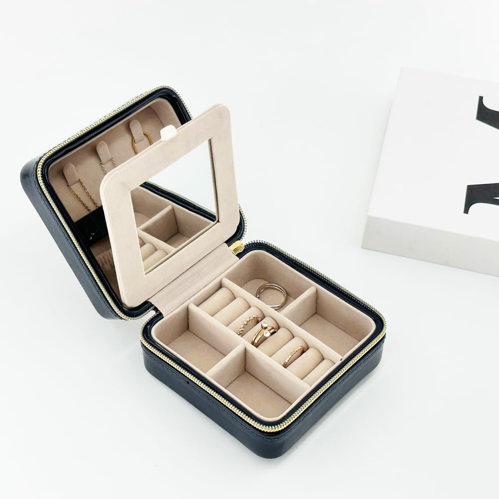 Amazon.com: Brouk & Co Pearl Travel Jewelry Case (Navy) : Clothing