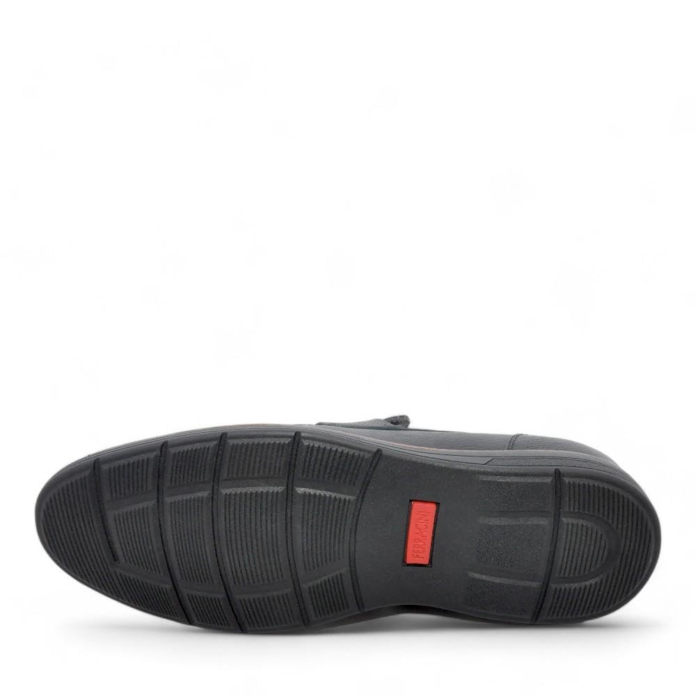 Sapato Ferracini Mocassim Kingston Masculino 6154-675H Preto em promoção! Veja a oferta e mais achadinhos de Sapatos 4 Hoje é o melhor dia para comprar Sapato Ferracini Mocassim Kingston Masculino 6154-675H Preto com aquele preço maroto! Promoção! Aproveite a oferta! 4