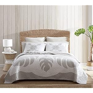Tommy Bahama – King Quilt, Reversible Cotton Bedding, Lightweight Home Decor for All Seasons (Grey/Off White, King)
