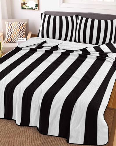 LOT BASIC 3-Piece Summer Quilt King Size, Simple Black White Stripes Lightweight Cooling Bedding Comforter Blanket with 2 Pillow Shams, Modern Stripes Bedspreads Quilted Coverlet Sets 96