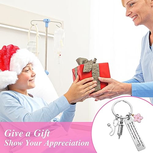 Ouligay Krankenschwester Schlüsselanhänger Geschenke für Krankenschwestern mit Gravur Stethoskop Spritze Pflegekraft Arzt Medizinstudent Krankenschwester Adventskalender Nurse Weihnachte Geschenk