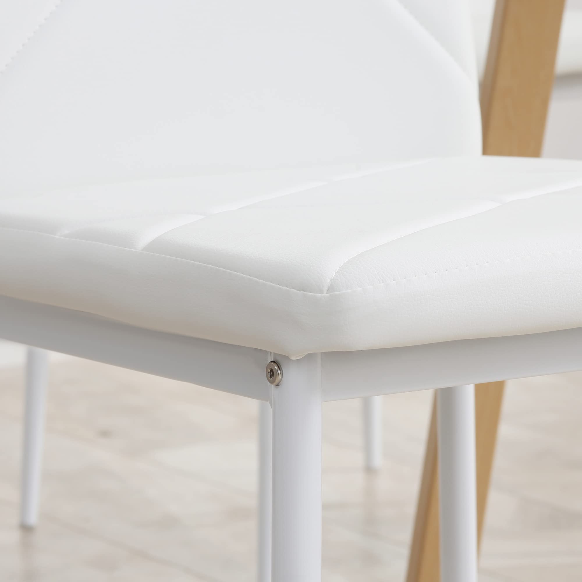 HOMCOM Set 4 Sedie Sala da Pranzo Imbottite con Schienale Alto, Sedie Cucina in Finta Pelle Cuciture a Diamante con Piedini Antiscivoli e Gambe in Acciaio per Soggiorno, 41x50x97 cm, Bianco
