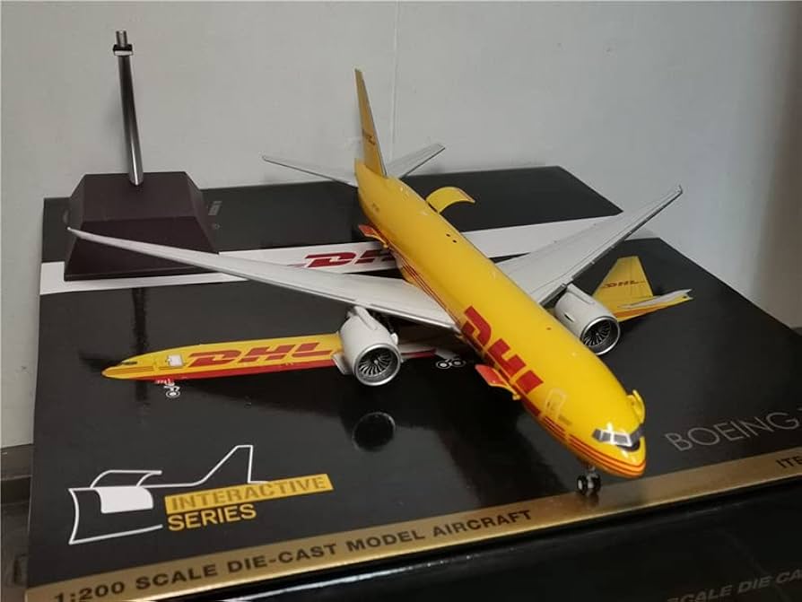 DHL B777F 1/500 飛行機模型 DHL B777F 1/500 飛行機模型 DHL B777F 1/500 飛行機模型 DHL