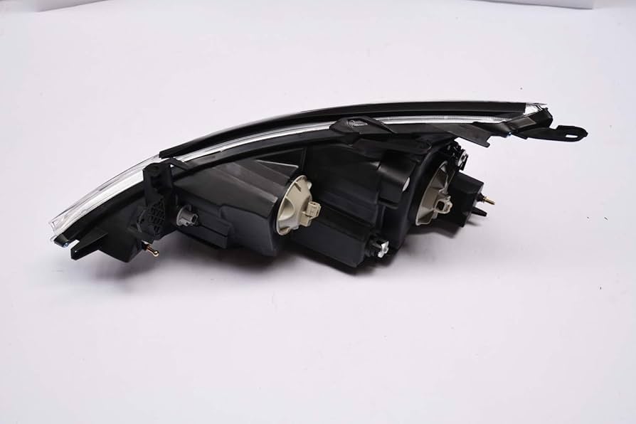 Amazon.com: 1Pcs Right Side Headlight Headlamp New 8301A078