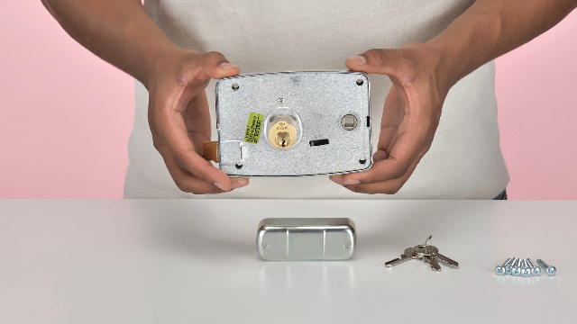 Serratura CISA Per Cancelli In Ferro - Acciaio Zincato, Con Cilindro In Ottone - Foto 3