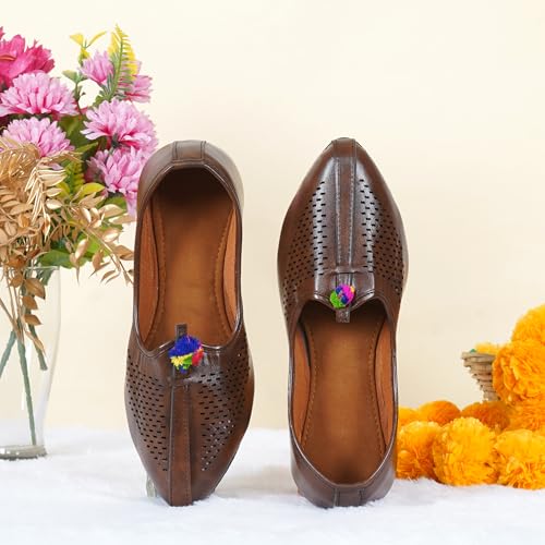 Image of DFR Mens Juttis Ethnic Mojaris | Casual Loafers Juti Shoe for Men