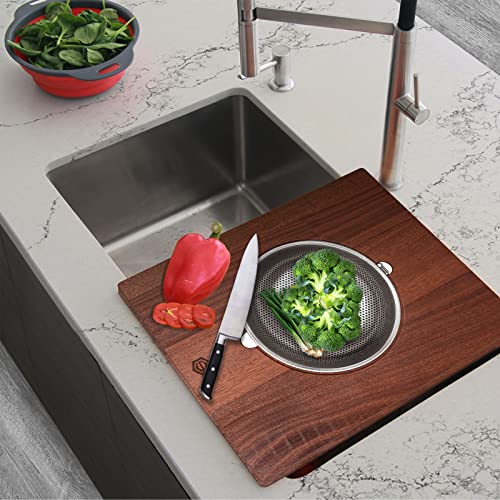 Tabla de cortar de madera con colador circular miniatura 6