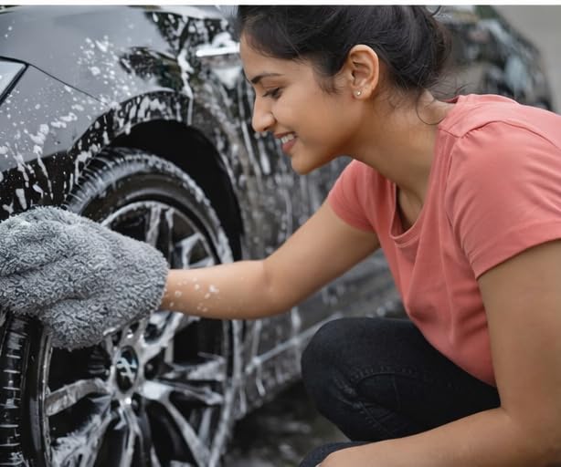 Image of Microfiber Wash Mitt (Pack of 2) | Car Wash Glove, Ultra-Soft & High Absorbency for Cars, SUVs & Bikes | Cleaning Accessories | Scratch-Free Cleaning | Art.No. 894200