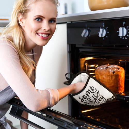 Bencailor ZY-BENCAILOR-0000 8 Pcs Pot Holders With Pocket Sunflower Kitchen Potholder Funny Buffalo Plaid Hot Pad Oven Mitts Cute Cookie Bag Farmhouse Oven Gloves thumb #3