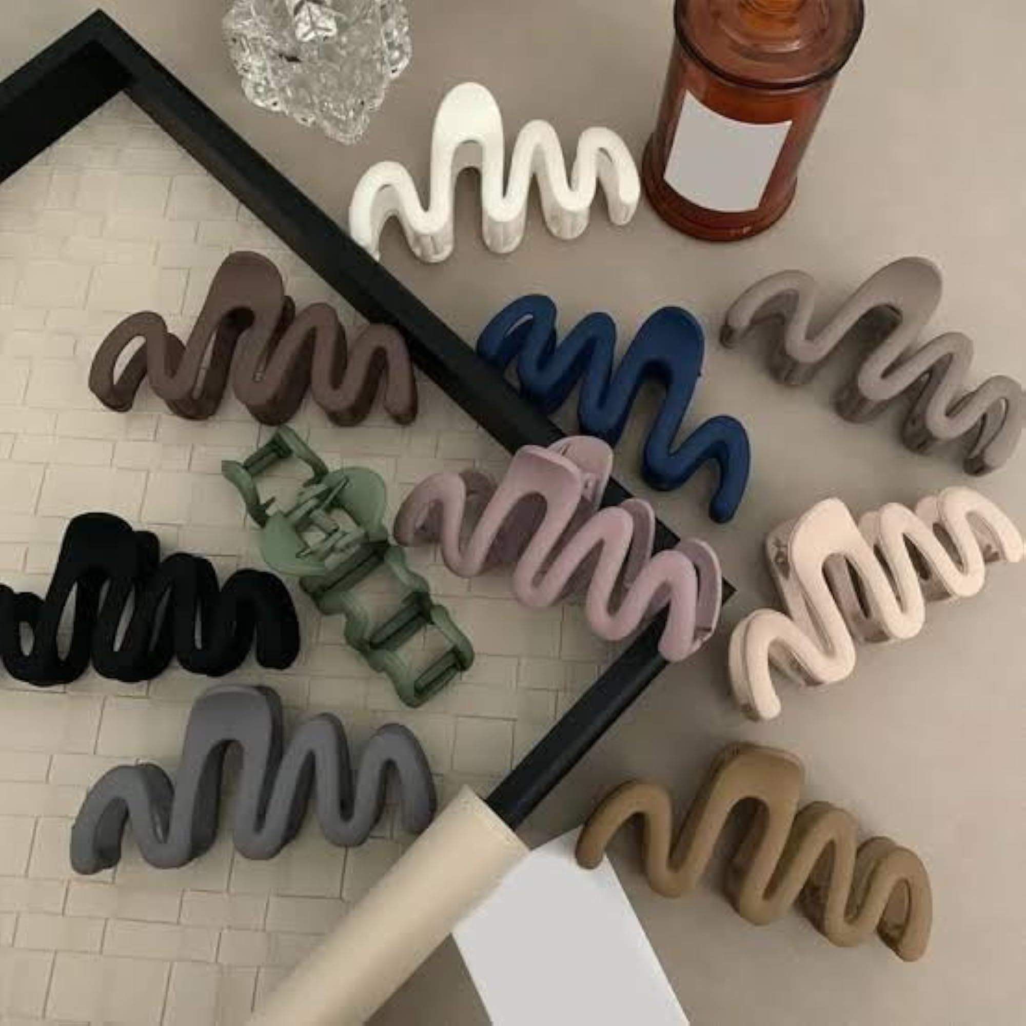 Modern Matte Wavy Claw Clips Pack of 2