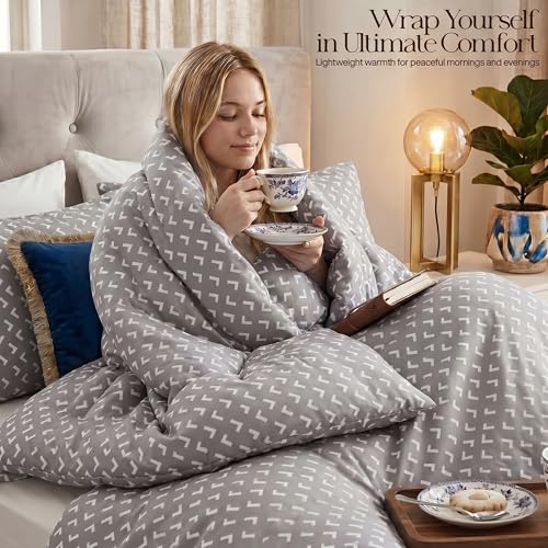 Image of Utopia Bedding King Comforter Set (Arrow White) with 2 Pillow Shams - Bedding Comforter Sets - Down Alternative Comforter - Soft and Comfortable - Machine Washable