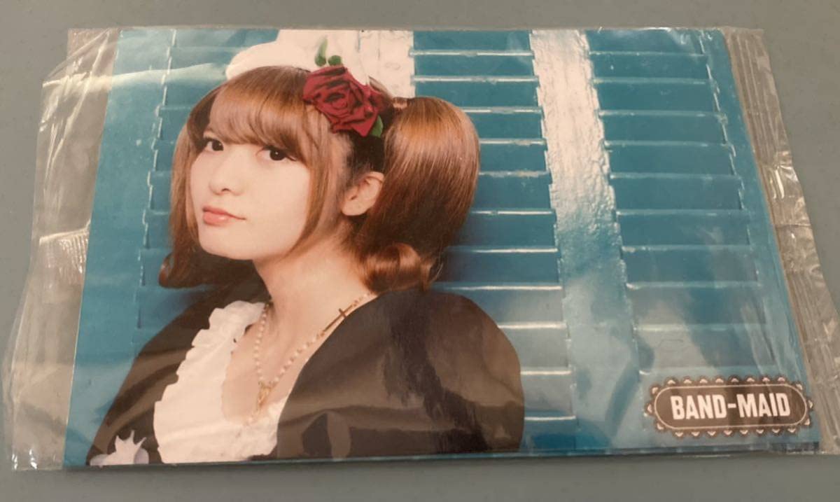 Amazon.co.jp: 絶版 BAND-MAID 小鳩ミク インディーズ時代の生写真その 