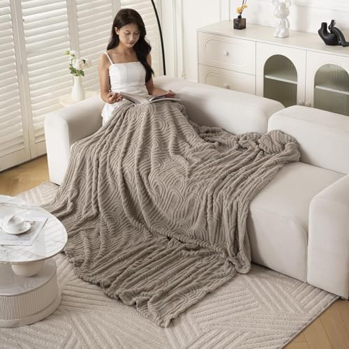 Image of HOKIPO Fleece AC Blanket Double Bed Queen, 200X230 cm / 6.5X7.5 Feet, Brown (NEW-AR-6206-BRN)