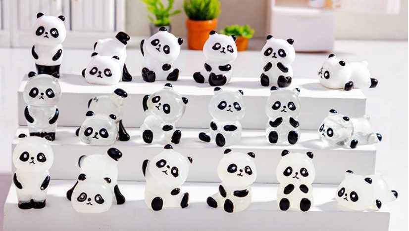 DUINIU 18 Pièces Ornements De Panda Lumineux en Résine, Décoration De Bureau Mini Animal, Ornements De Jardin Paysager, Adaptés Aux Familles Et Aux Bureaux.