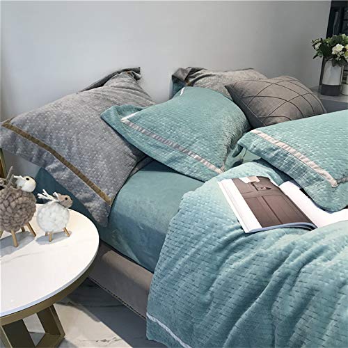 Housse de couette velours YANKE gris cristal pour transformer votre lit en cocon cocooning