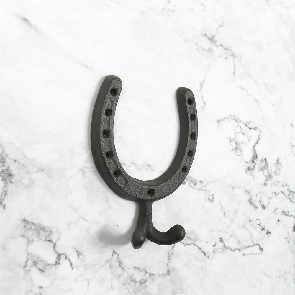 Cast Iron Horseshoe Wall Hook, Rustic Decorative Coat Hanger, Brown Metal Vintage Style, 5.63 x 4.13 Inches