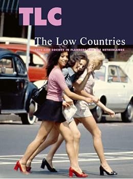 Paperback The Low Countries: Arts and Society in Flanders and the Netherlands Book