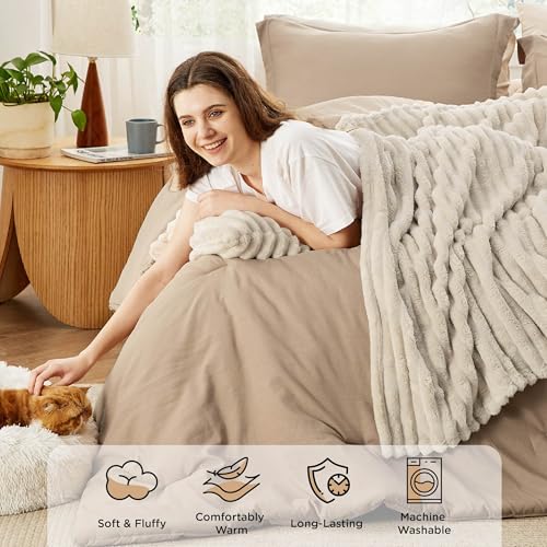 Bedsure Comforter Full Size 5 Pieces - Full Size Comforter Set with Fleece Throw Blanket and Decorative Pillow, Lightweiget Bedding Comforter Sets, All Season Bedding Sets, Khaki