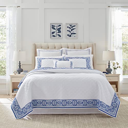 Laura Ashley Home - Edredón King, Ropa de Cama de algodón Suave, Ligero e Ideal para Todas Las Estaciones, Prelavado para Mayor suavidad (Azul Vivian, King) Cover
