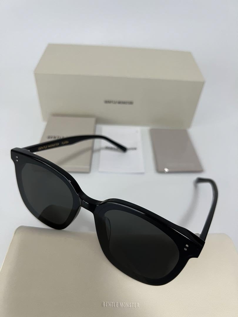 【美品】ジェントルモンスター MUSEE サングラス 黒 ブラック 登坂広臣着用 美品】ジェントルモンスター MUSEE サングラス 黒 ブラック 登坂