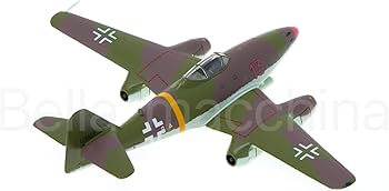 Amazon | ドイツ空軍 飛行機 模型 完成品 メッサーシュミット Me 262 A