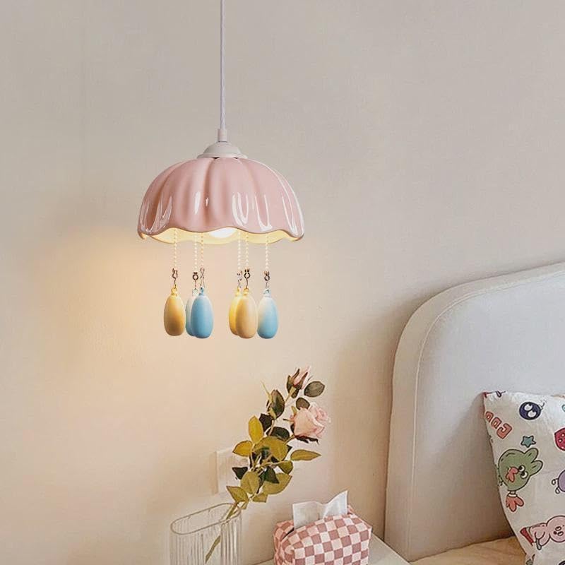 Lustre méduse rose crème pour remplacer un éclairage de chambre terne