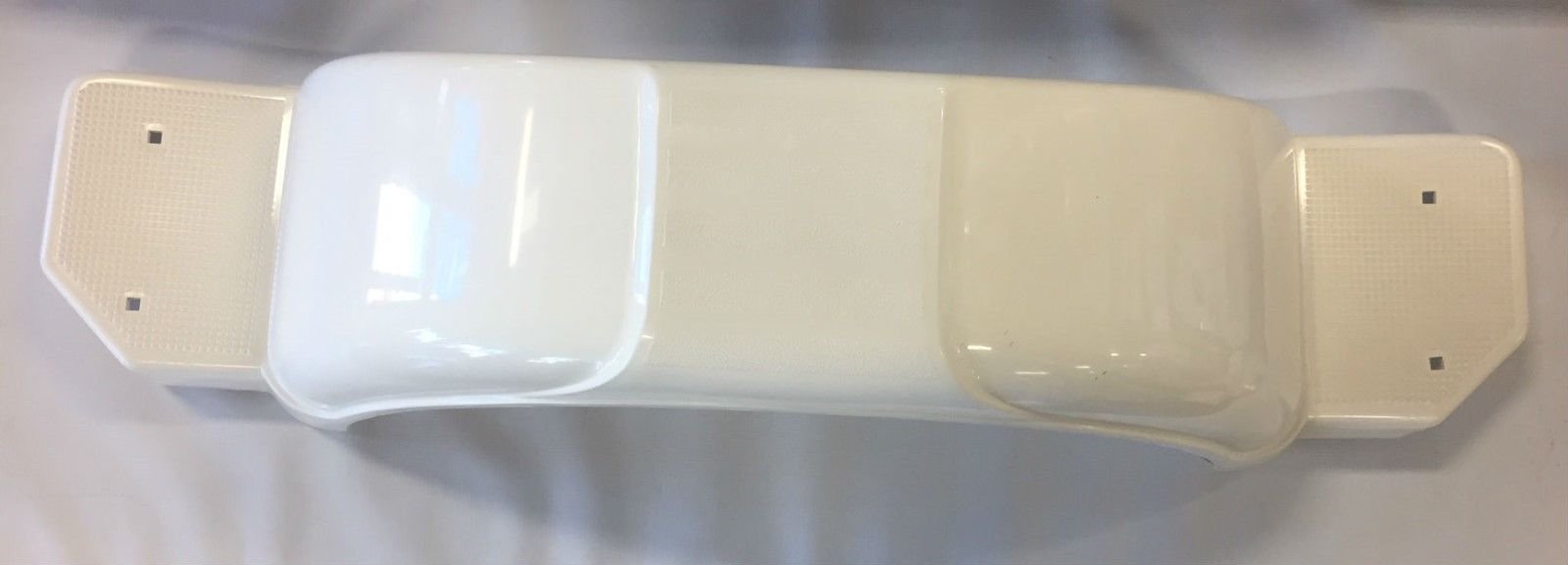 Shorelander 6199601 Right Side White Poly Trailer Fender - 9 Inch