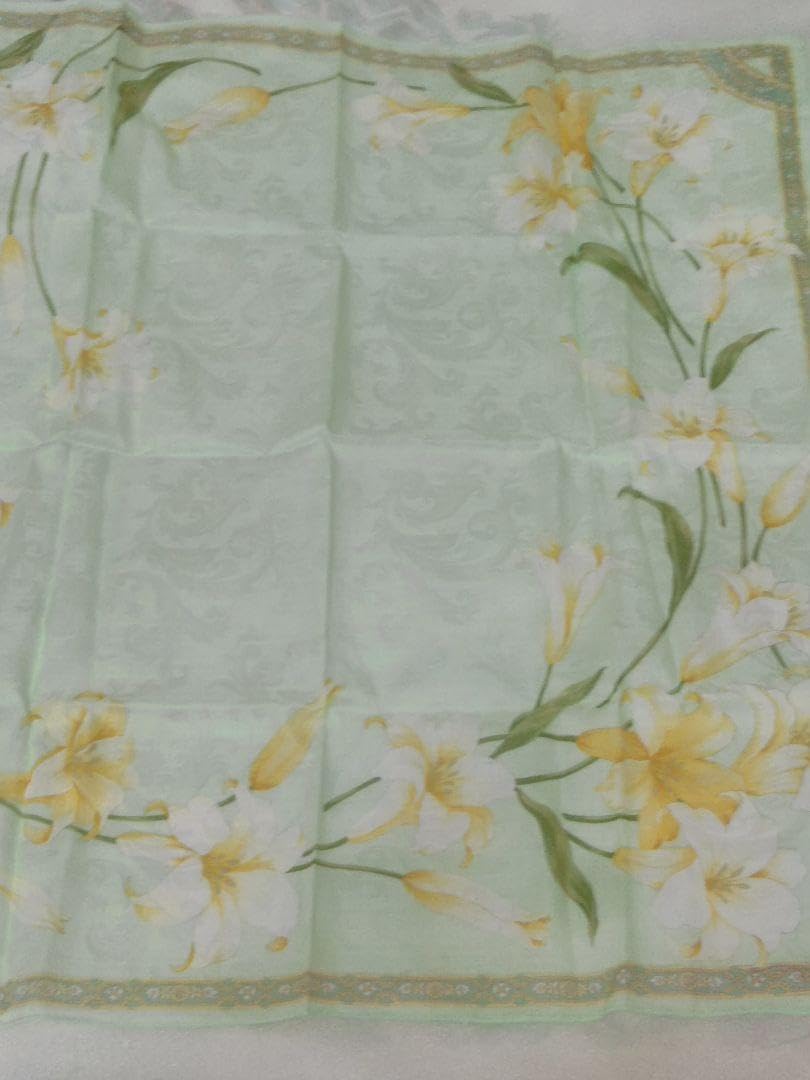 LANCETTI ランセッティ　ハンカチ　スカーフ　紫レース　扇子柄　64cm LANCETTI ランセッティハンカチスカーフ紫レース扇子柄64cm