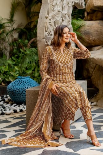 Image of MIRCHI FASHION Pure Cotton Women Straight Printed Kurti Set with Dupatta & Pant
