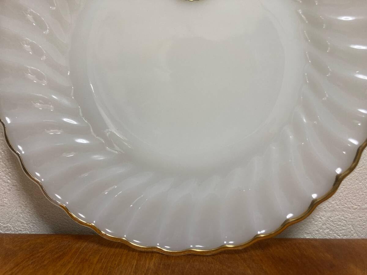 FireKing アンカーホッキング社 シェルゴールドリム プレート 5枚 美品